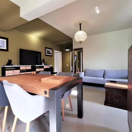 Hotel apartamentowy Grey